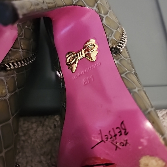 Betsey johnson zipper high heels - Picture 7 of 9